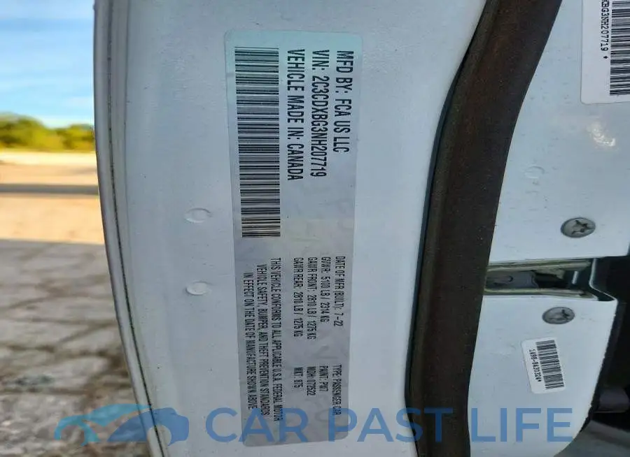 2C3CDXBG3NH207719# 12
