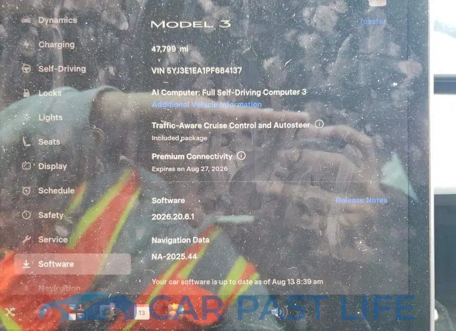 5YJ3E1EA1PF684137# 9
