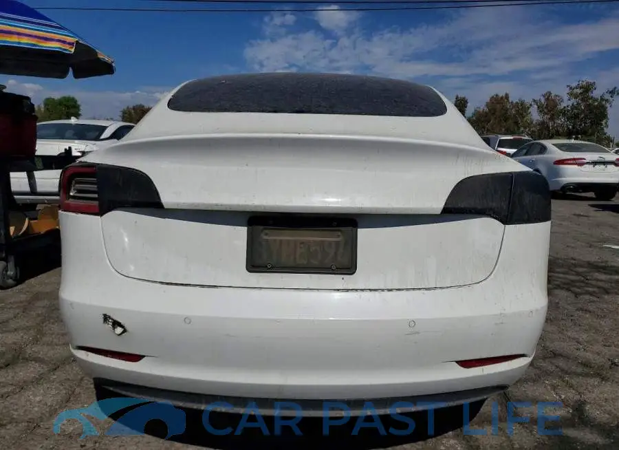 5YJ3E1ECXMF072225# 6