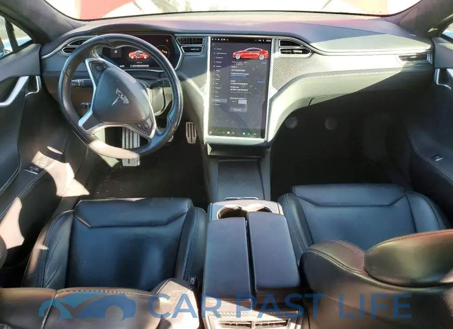 5YJSA1E20HF213825# 8