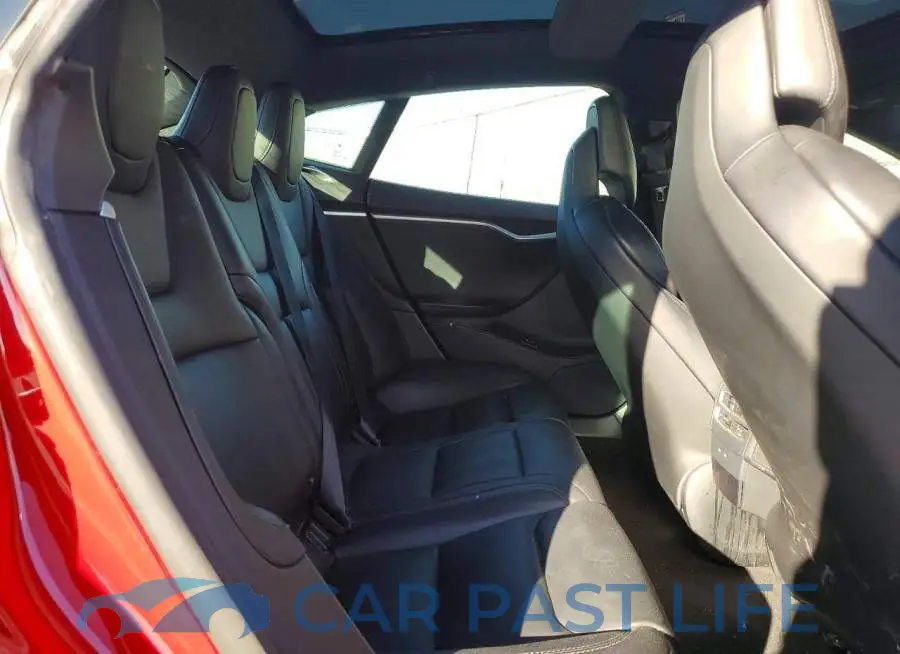 5YJSA1E20HF213825# 10