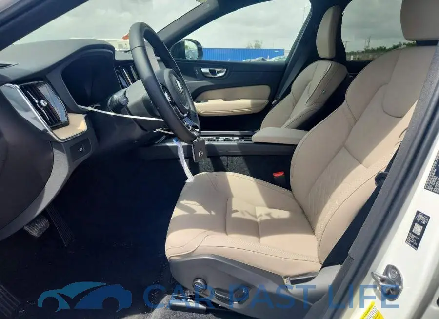 YV4M12RC9T1497469# 7