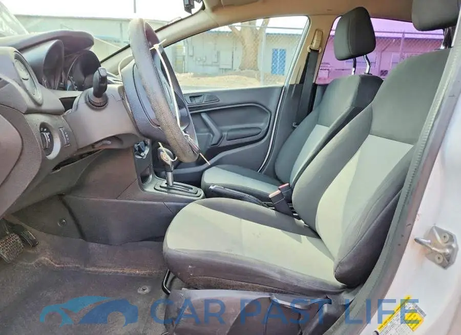 3FADP4AJ8KM121831# 7