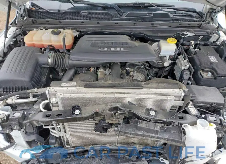 1C6SRFHM0NN330828# 11