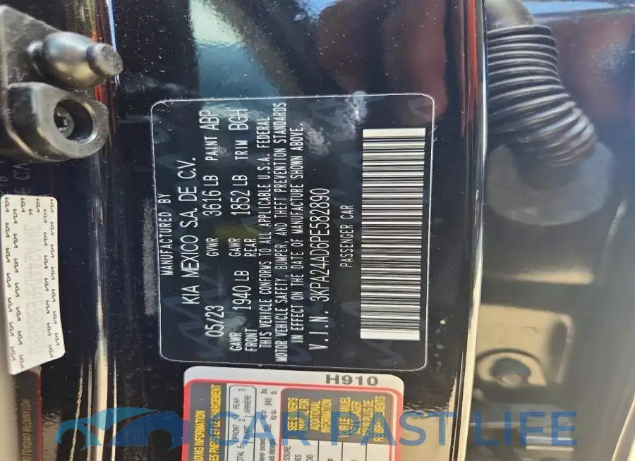 3KPA24AD6PE582890# 12