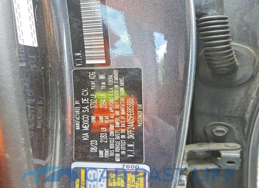 3KPF24AD5PE685885# 12