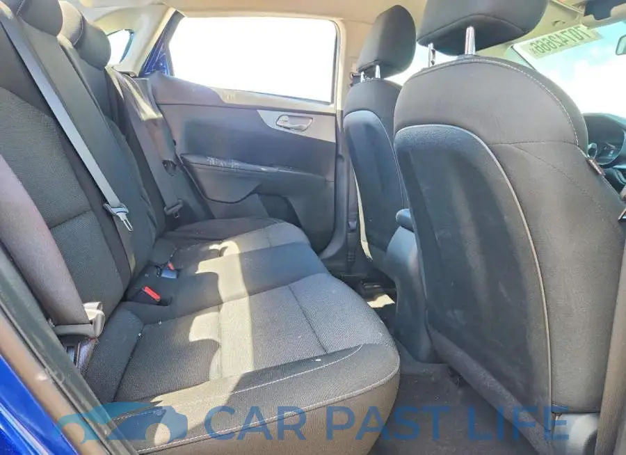 3KPF24AD5RE704955# 10