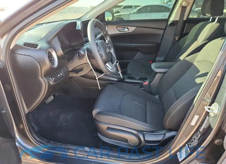 3KPF24AD6LE204245# 7