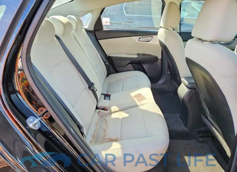3KPF24AD6PE655732# 10