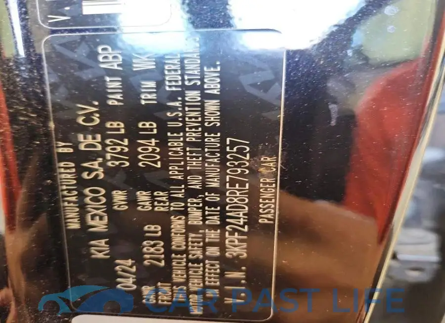3KPF24AD8RE793257# 12