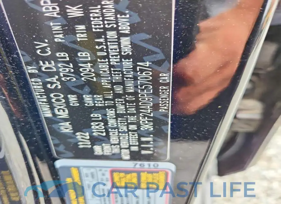3KPF24AD9PE570674# 12