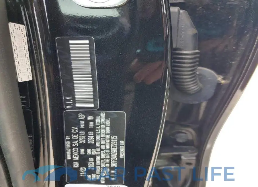 3KPF24AD9RE729115# 13