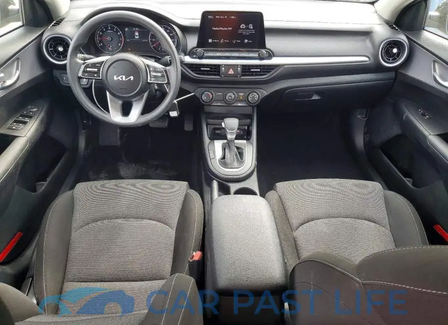 3KPF24AD9RE729115# 8
