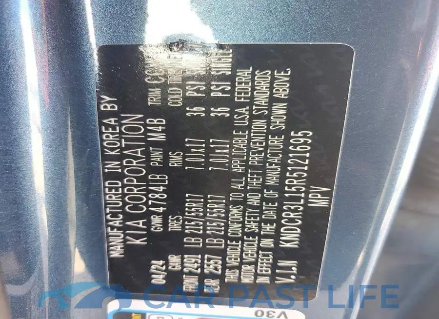 KNDCR3L15R5121695# 14