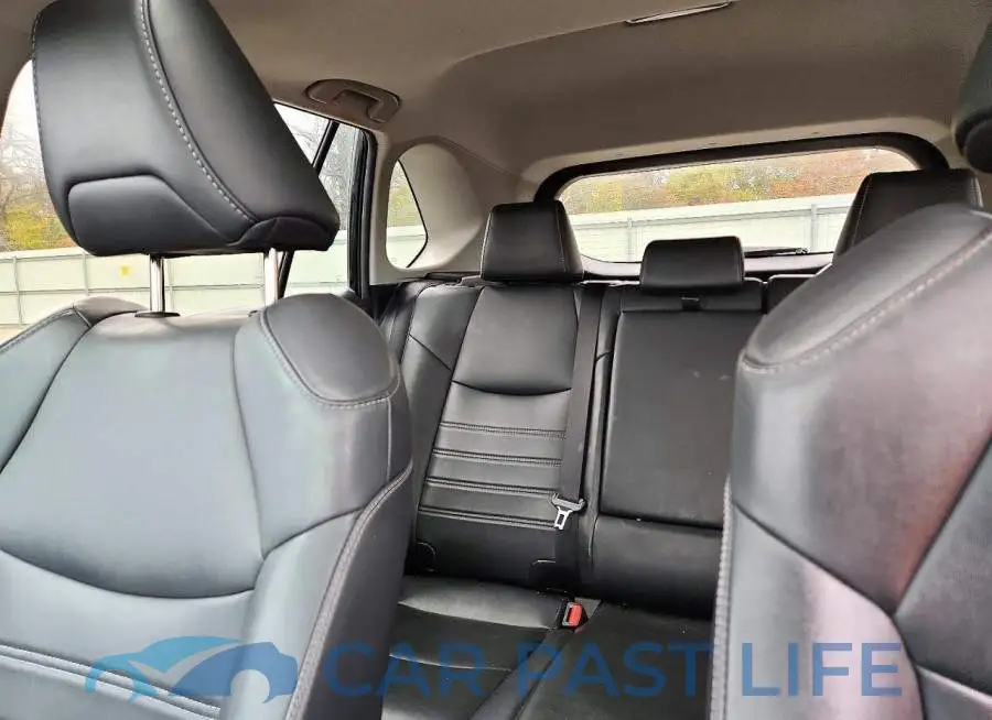 2T3A1RFV3MW164496# 10