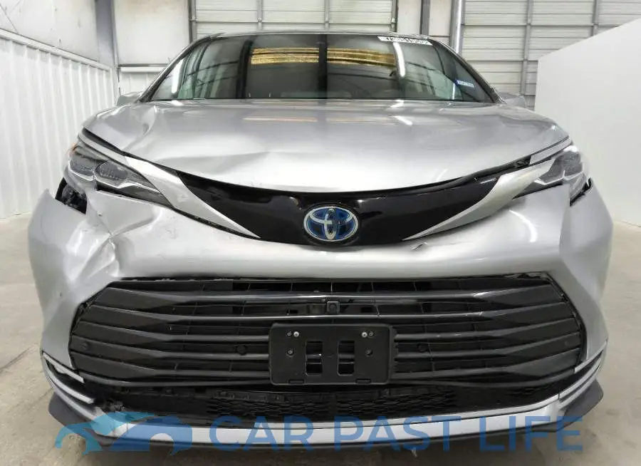5TDESKFC3RS117952# 5