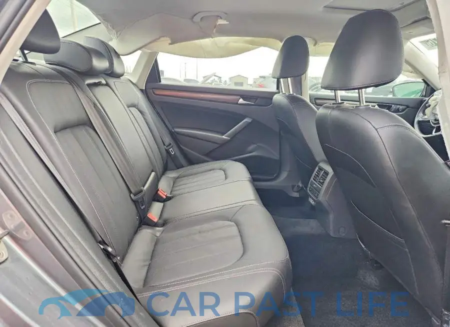 1VWCA7A33LC006239# 10