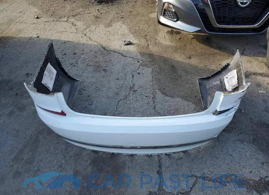 1VWDT7A32HC075235# 12