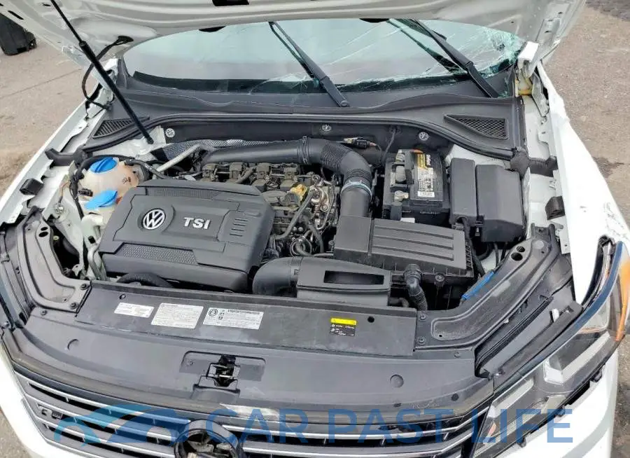 1VWDT7A34HC075933# 11