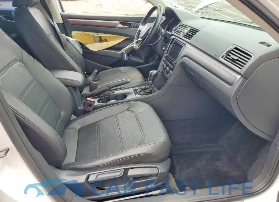 1VWDT7A34HC075933# 7