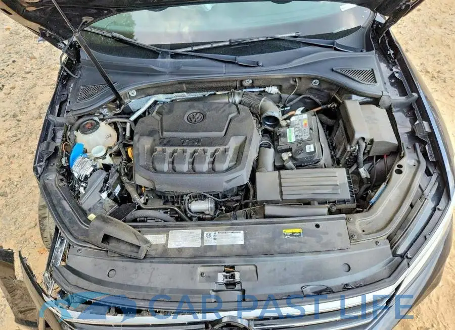 1VWMA7A32KC001472# 11