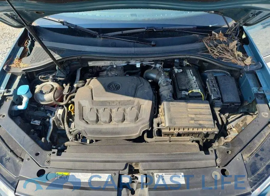 3VV0B7AX1KM094227# 12