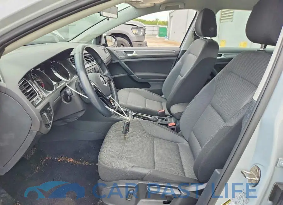 3VW117AU3JM753447# 7