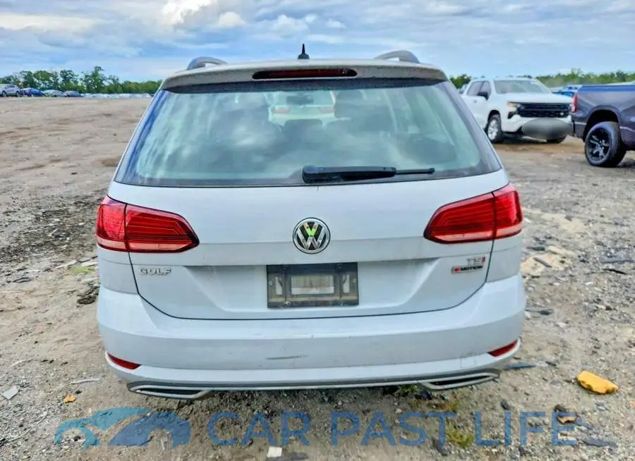 3VW117AU3JM753447# 6