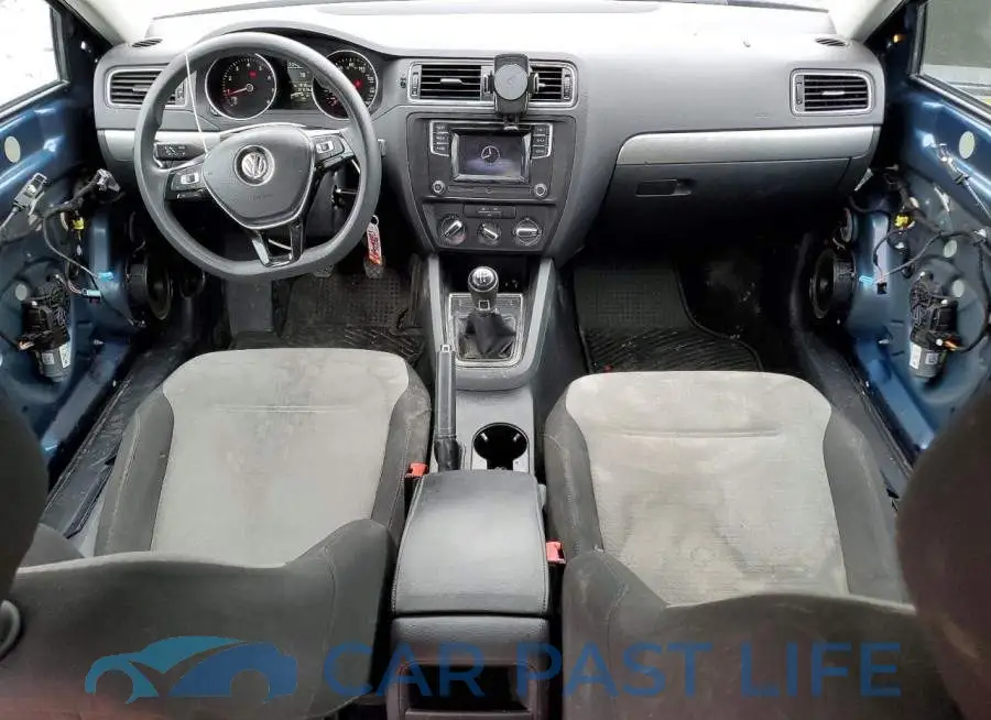 3VW167AJ2HM411358# 8