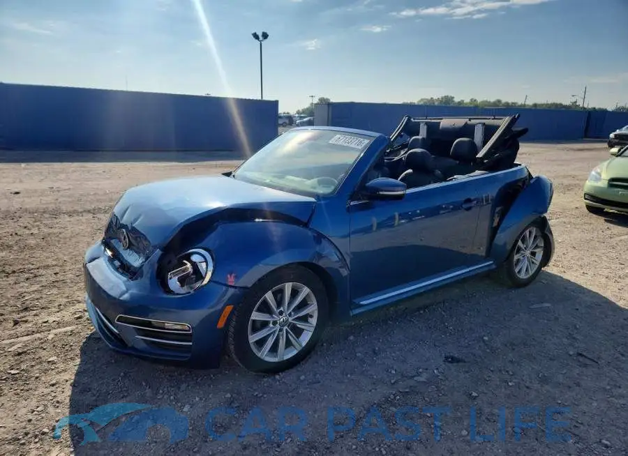 3VW517AT9HM805067# 1