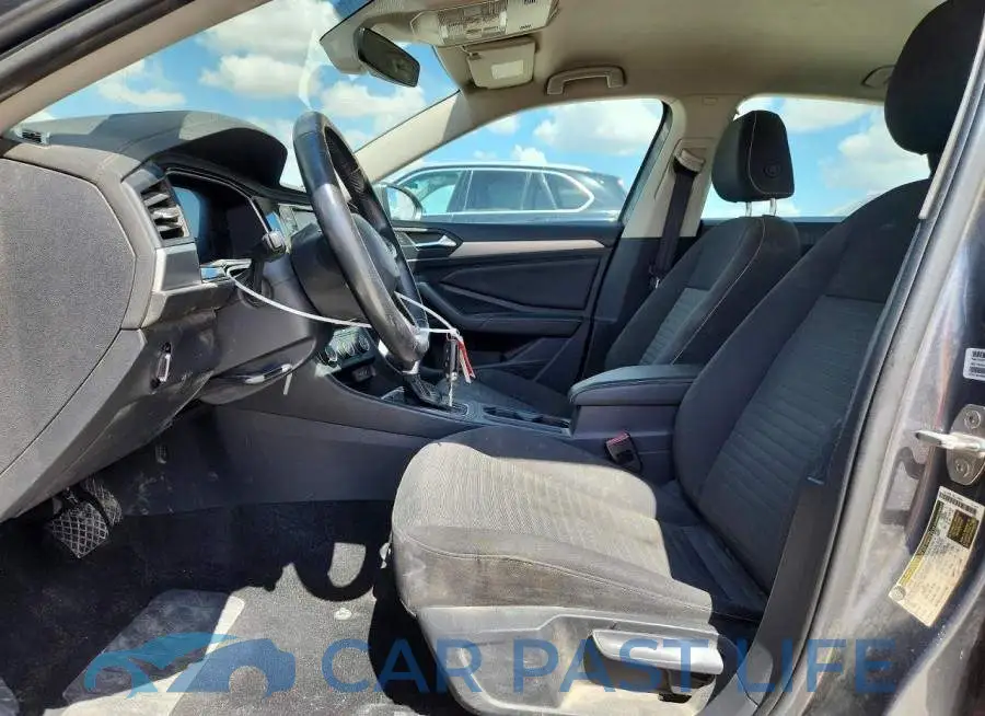 3VW5M7BU1RM095663# 7