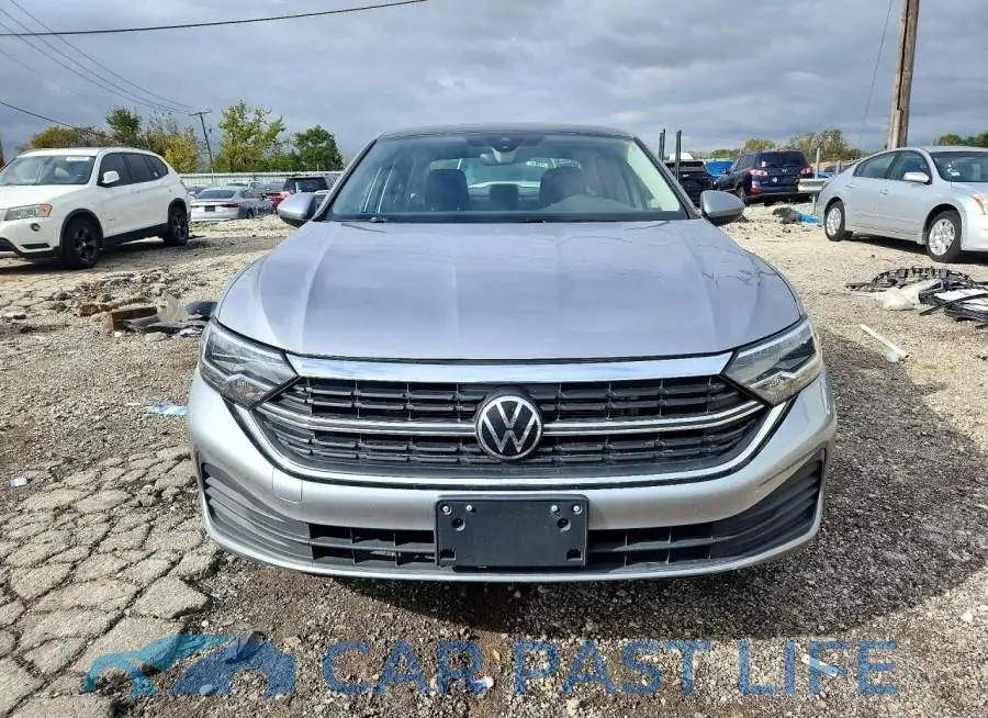 3VW7M7BU6RM018537# 5