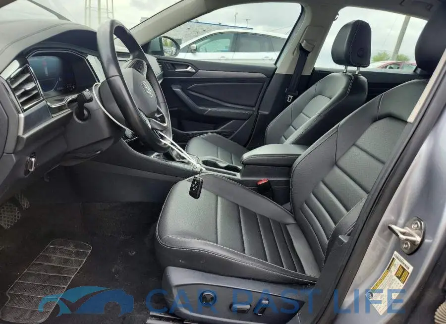 3VW7M7BU6RM018537# 7