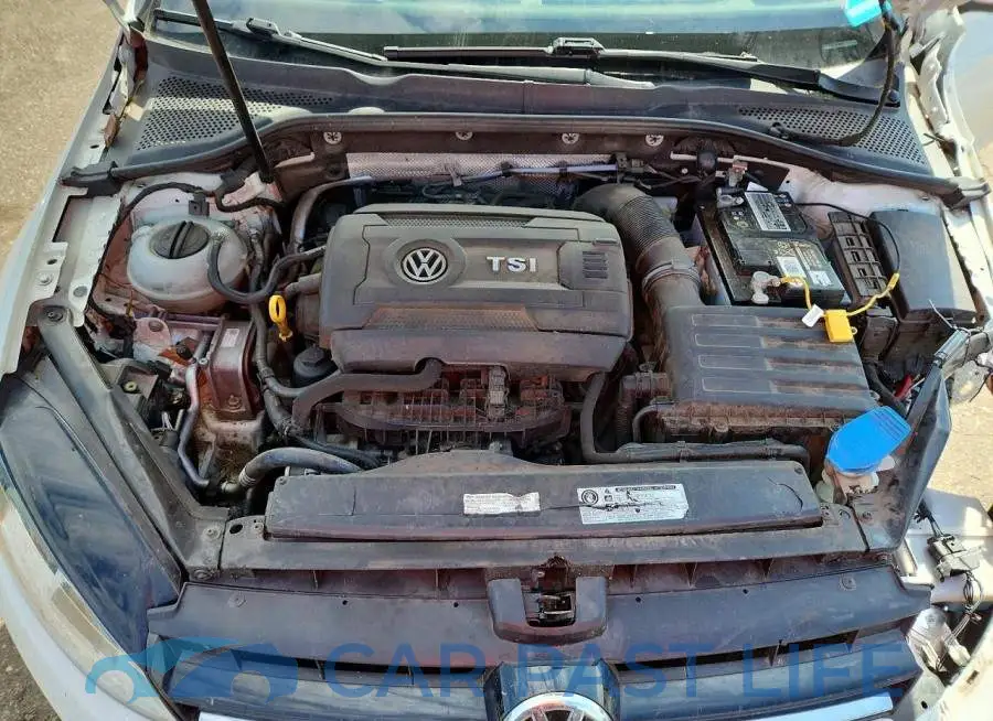 3VWA17AU8HM511019# 11
