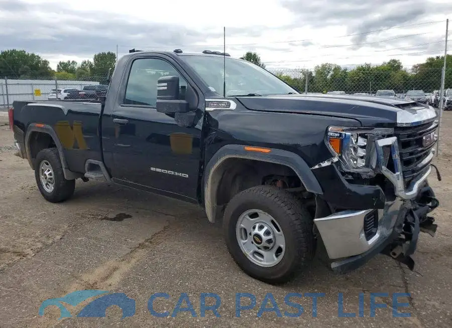 1GT39SE74NF316686# 4