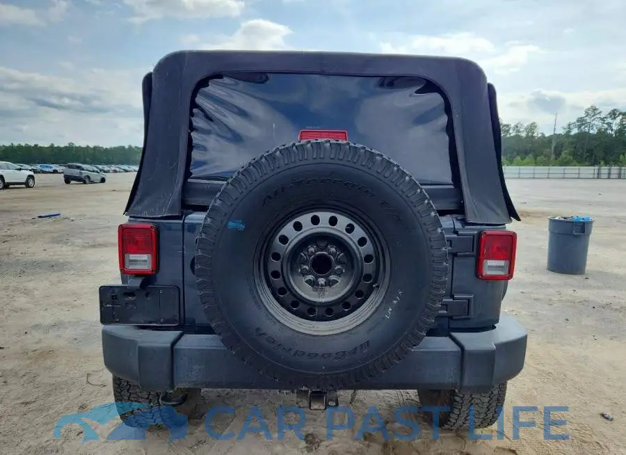 1C4BJWDG2JL812867# 6