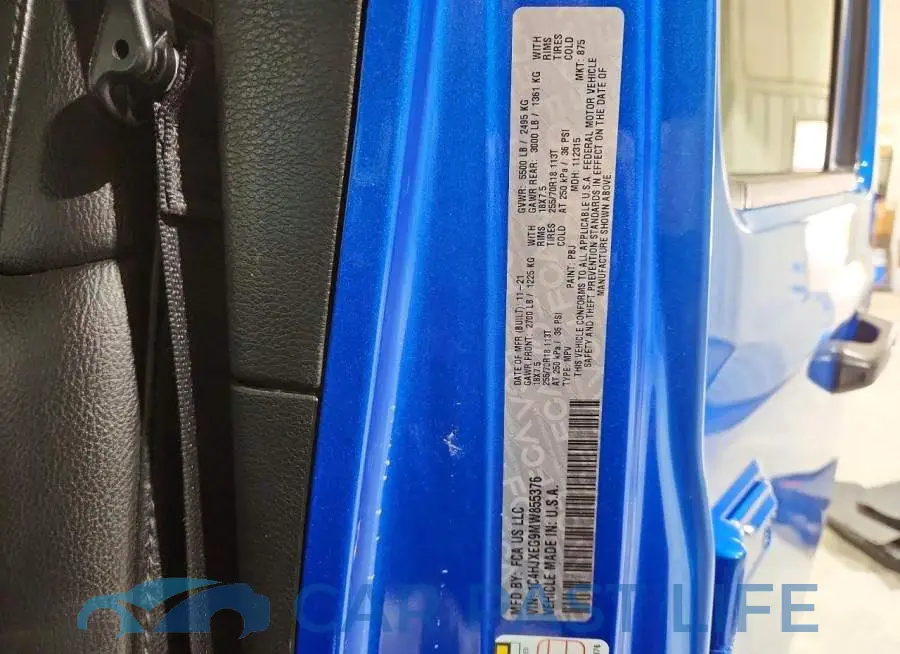 1C4HJXEG9MW855376# 13