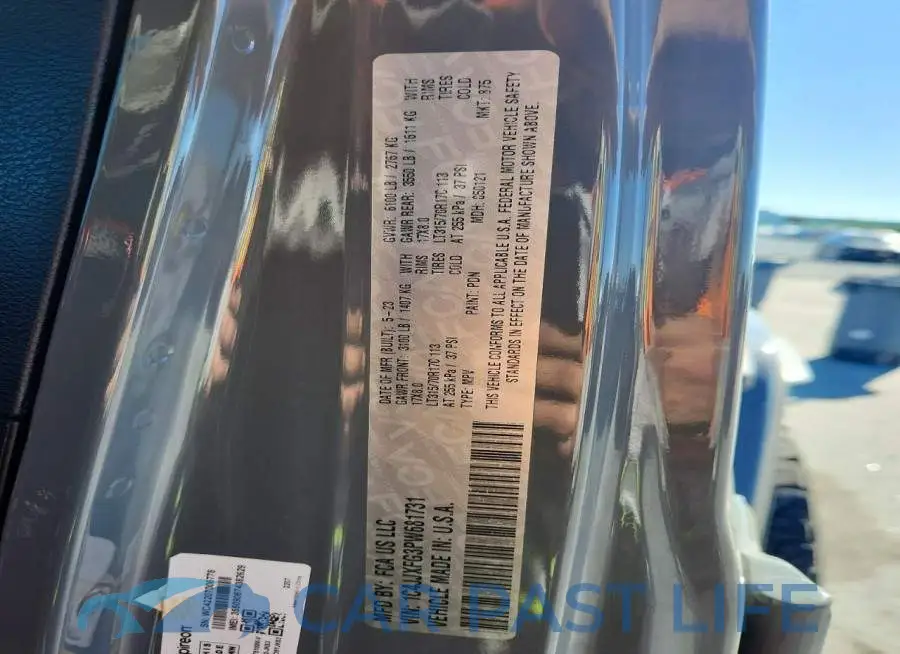 1C4JJXFG3PW681731# 13