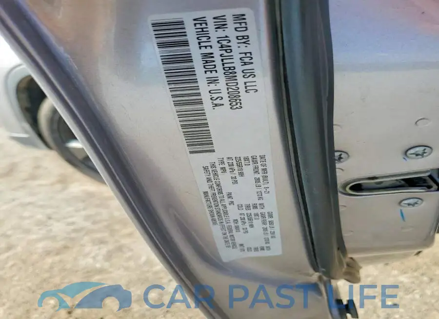 1C4PJLLB8MD208653# 12