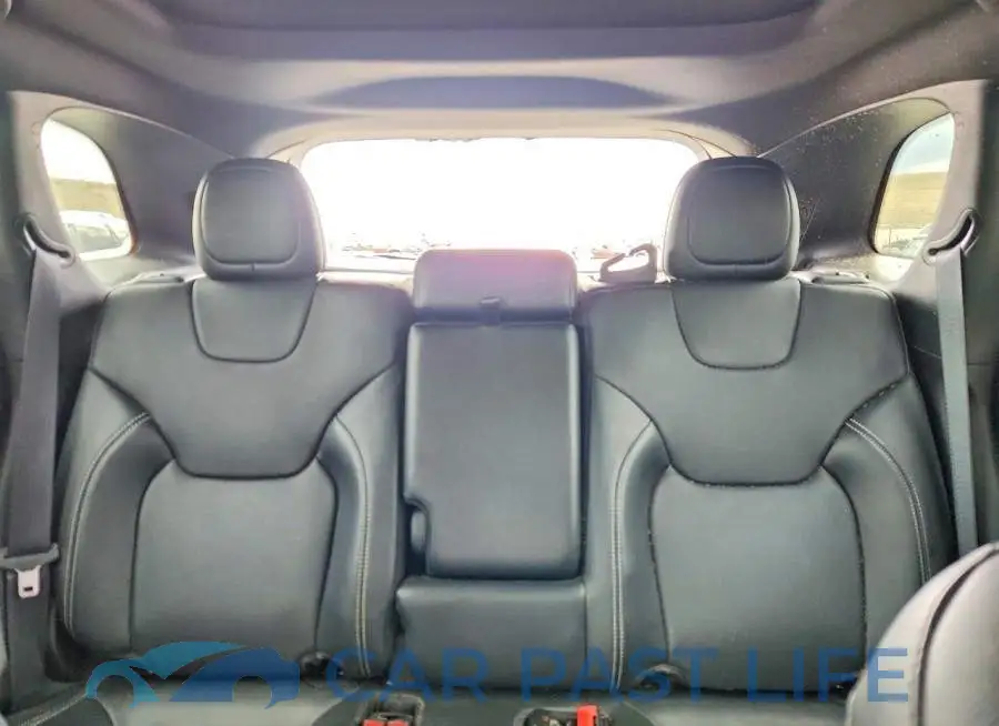 1C4PJMMX3MD211024# 10