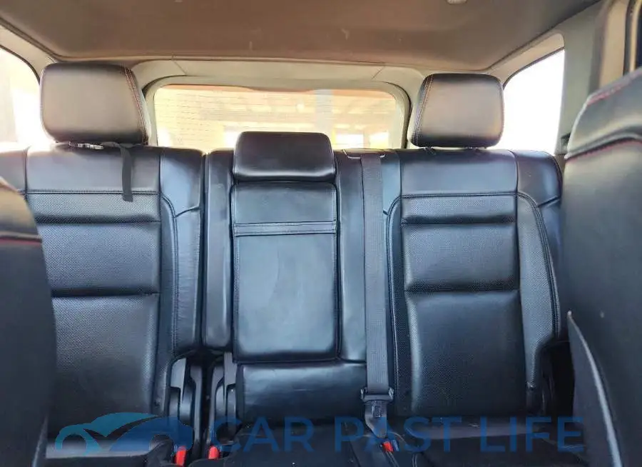 1C4RJFLG6LC237952# 10