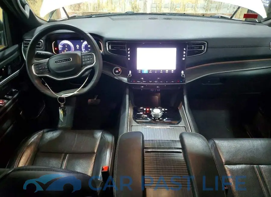 1C4SJSBP9RS131330# 8