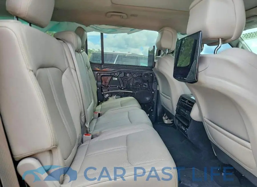 1C4SJUAP5PS572351# 11