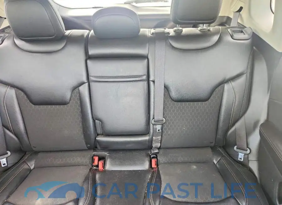 3C4NJDBB8JT434809# 10