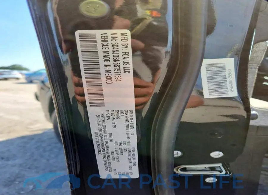 3C4NJDBN6ST571694# 13