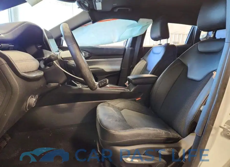 3C4NJDBN9ST535711# 7