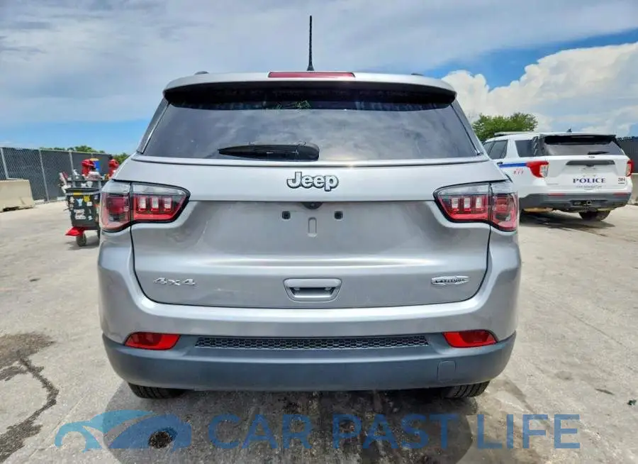 3C4NJDBNXPT541525# 6
