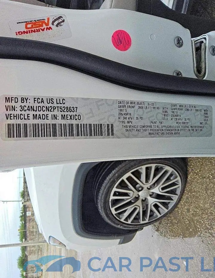 3C4NJDCN2PT528637# 13