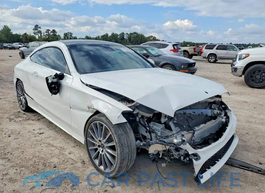 W1KWJ8DB9PG125975# 4