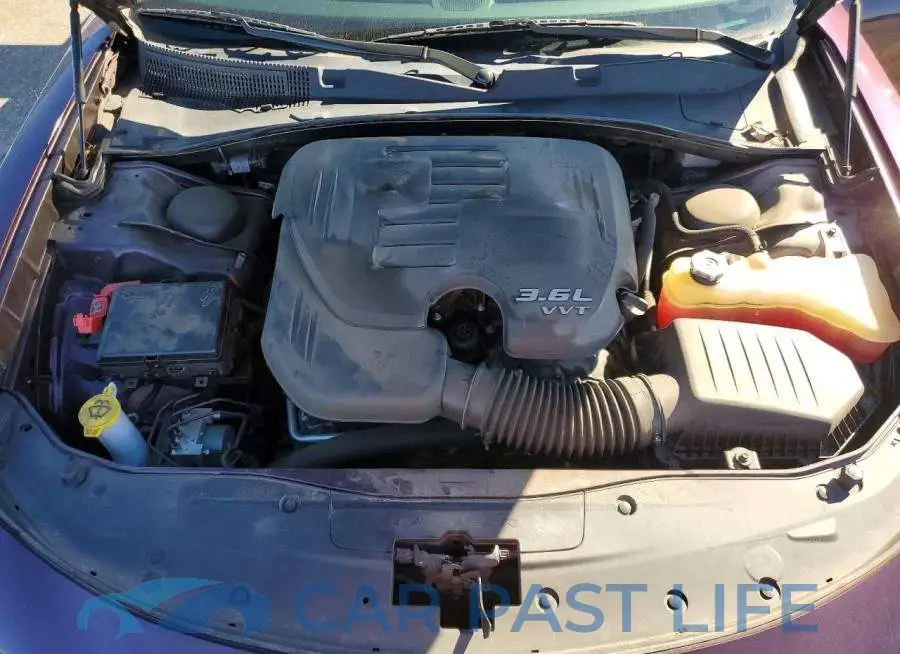 2C3CDXBG4LH229404# 11